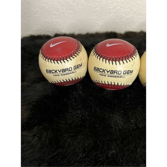 NIKE Backyard Gem Baseball Maroon NBG 9IN. 5OZ. Base Ball Toy Collectable - Picture 2 of 10
